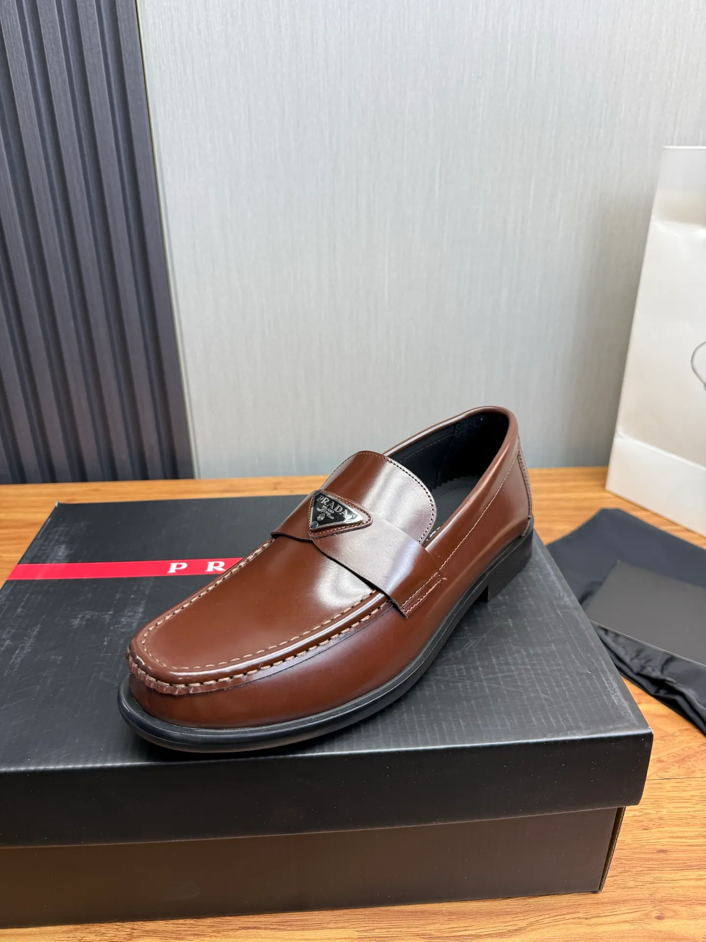 Factory price 580💰 ＰＲＡＤＡPrada. Men's business casual leather shoes, luxurious and noble👞All imported original brand leather materials, just to create a more comfortable wearing experience, upper: original cowhide. Frosted cowhide➕Imported full cowhide, original outsole✔️36-45 (45 non-returnable)